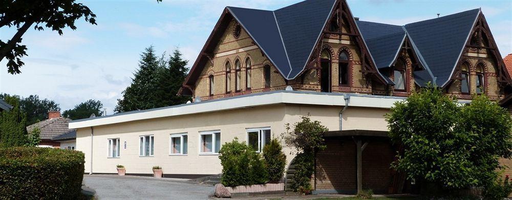 Akzent Hotel Alte Direktionsvilla Kupfermuehle هاريسلي المظهر الخارجي الصورة